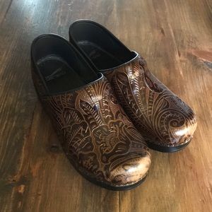 Brown Dansko 39